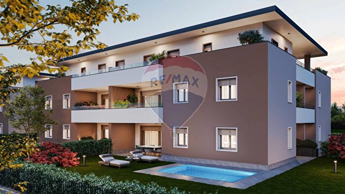 Appartamento quadrilocale in vendita in Via Gramsci, Bernareggio