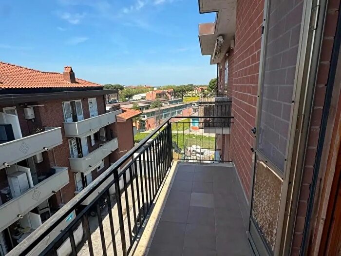 Appartamento con 5 locali in vendita in Collesalvetti