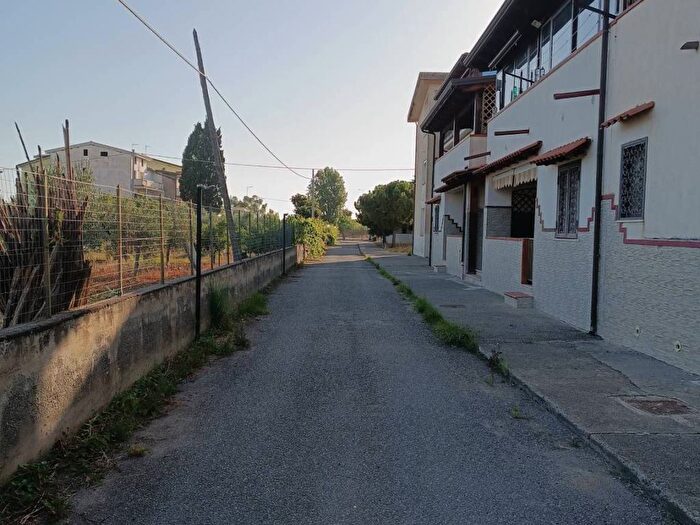 Appartamento quadrilocale in affitto in Frazione Acchio, Grisolia