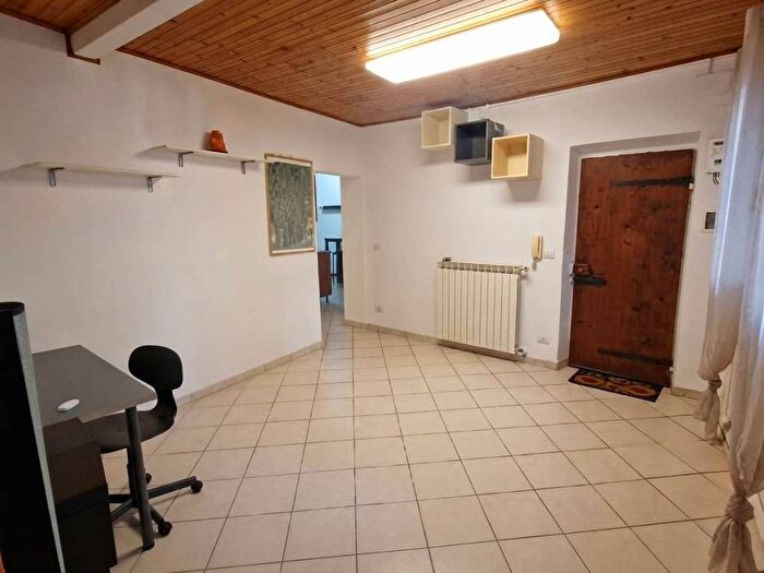 Appartamento trilocale in affitto in Viale Francesco Petrarca, Porta Romana, Firenze
