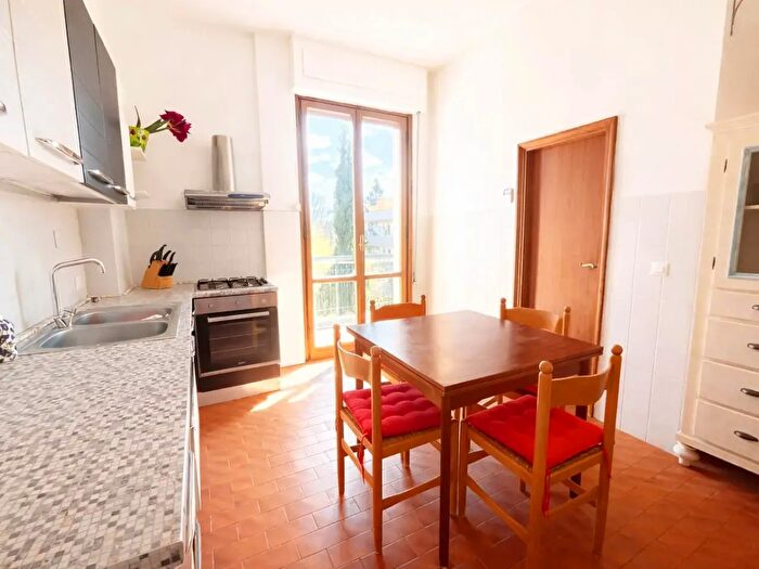 Appartamento quadrilocale in affitto in Firenze