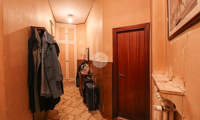 Appartamento trilocale in vendita in Via di Donna Olimpia, Roma