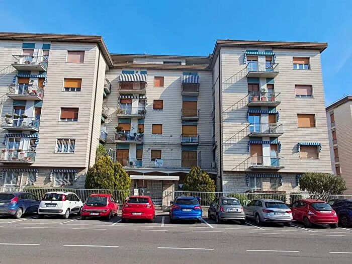 Appartamento trilocale in vendita in Brescia