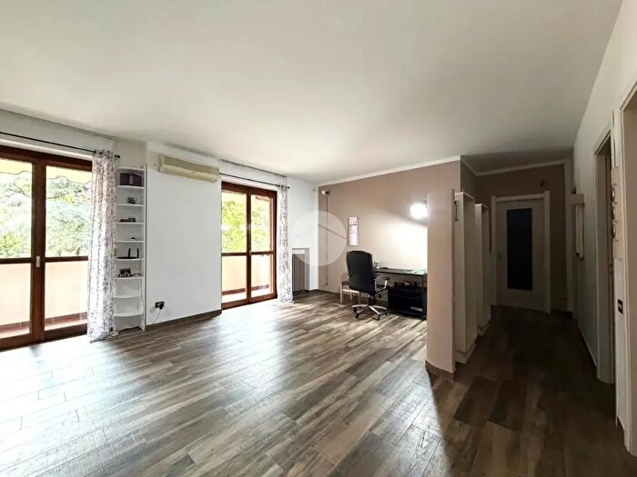 Appartamento quadrilocale in vendita in Via Circonvallazione, Pavone Canavese