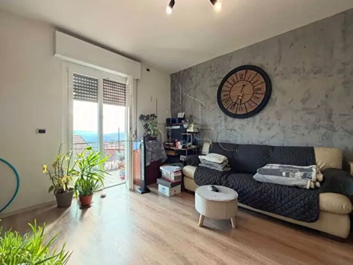 Appartamento trilocale in vendita in Via delle Mimose, Perugia