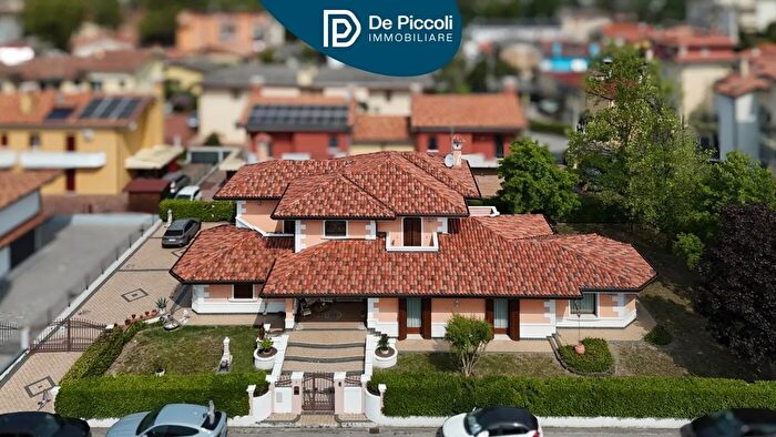 Casa con 5 locali in vendita in Jesolo, Jesolo