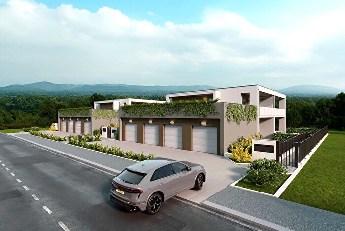 Case in Vendita e in Affitto - 3