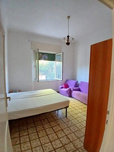 Appartamento con 5 locali in affitto in Pisa