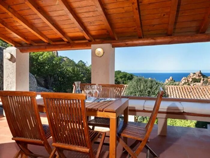 Casa quadrilocale in vendita in Via La Tarisedda, Trinità d'Agultu e Vignola