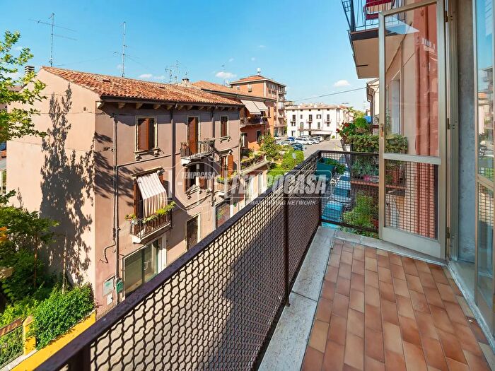 Appartamento trilocale in vendita in Via Antonio Pisano, Verona