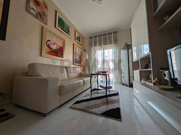 Appartamento con 5 locali in vendita in Viale Maggio, Scicli