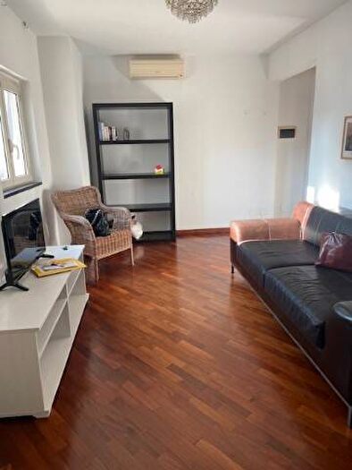 Appartamento quadrilocale in affitto in Via Aprile, Centro Città, Genova