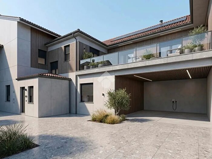 Casa con 6 locali in vendita in Via Giordano Bruno, Verolanuova