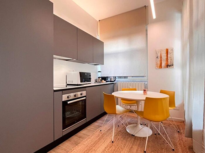 Appartamento bilocale in affitto in Via Cesare Balbo, Bocconi, Milano