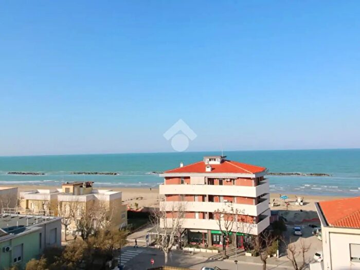 Appartamento trilocale in vendita in Viale Gabriele d Annunzio, Francavilla Al Mare