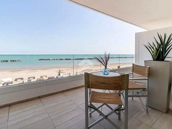 Appartamento bilocale in vendita in Viale Romagna, Ravenna