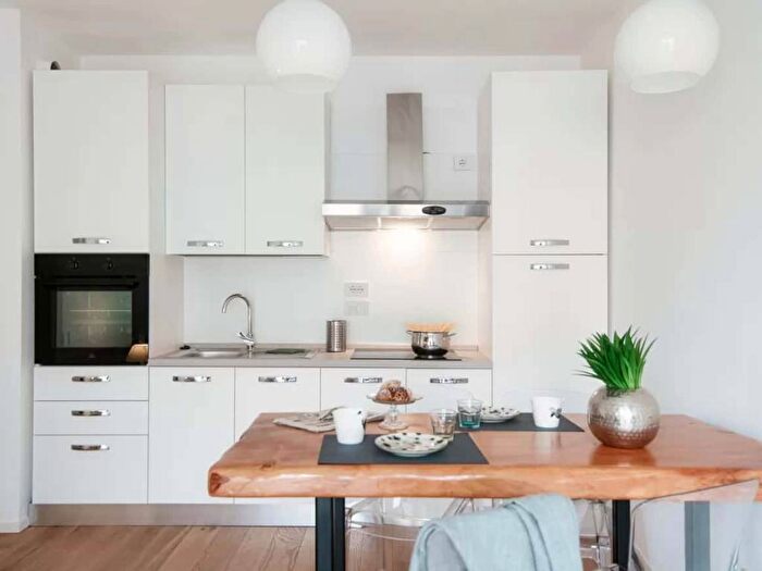 Appartamento bilocale in affitto in Via Corrado e Giulio Venini, SantAbbondio, Como