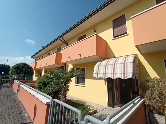 Casa con 5 locali in vendita in Cavarzere Via Marconi, Cavarzere