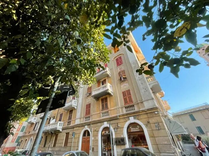 Appartamento bilocale in vendita in Via Ignazio Pallavicini, Genova