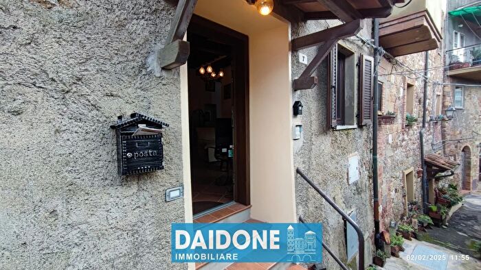 Casa con 5 locali in vendita in Via del Giglio, Montecatini Val Di Cecina