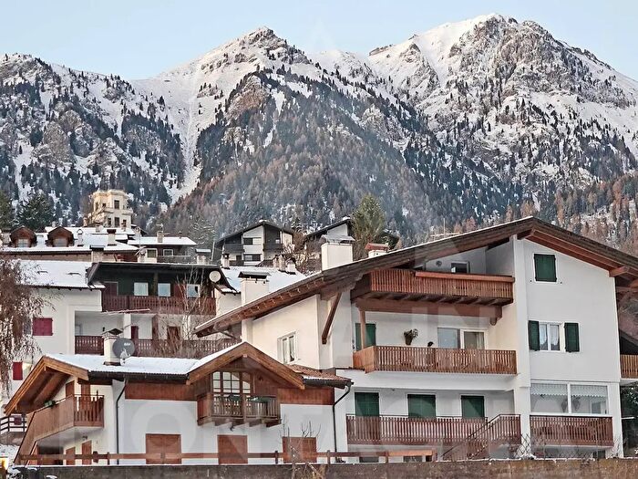 Appartamento quadrilocale in vendita in Ville di Fiemme