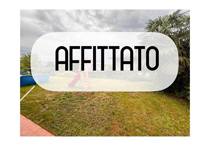 Appartamento trilocale in affitto in Via XXV Aprile a, Azzate