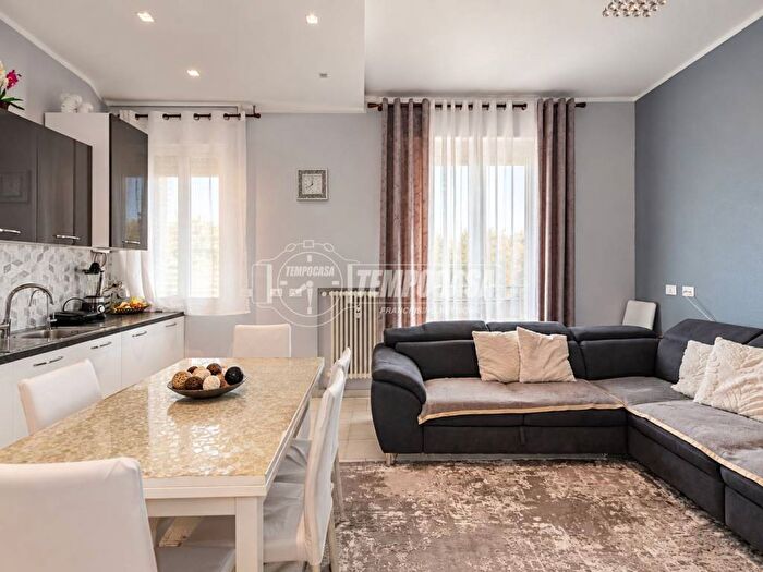 Appartamento quadrilocale in vendita in Via Domenico Cimarosa, Regina Pacis, Reggio Emilia