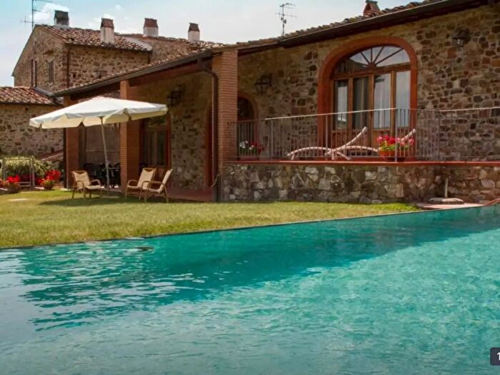 Casa con 5 locali in vendita in Greve In Chianti