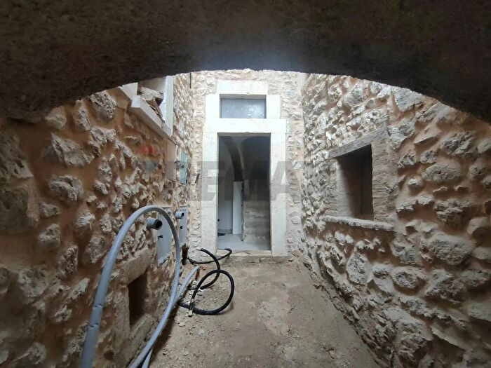 Casa quadrilocale in vendita in Via della Faina, Prata DAnsidonia