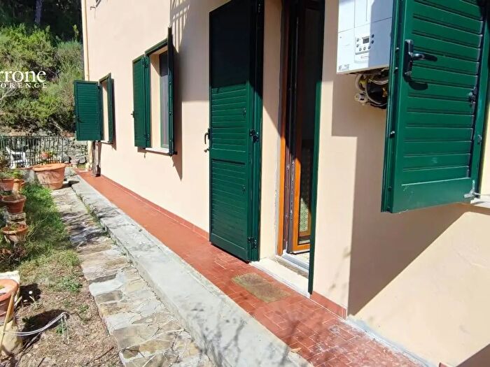 Appartamento con 5 locali in vendita in Via Alessandro Manzoni, Bagno A Ripoli