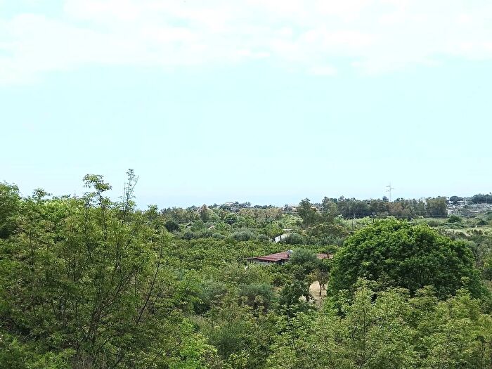 Casa con 8 locali in vendita in Santa Venerina, Santa Venerina