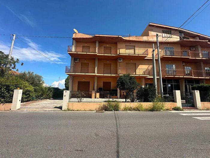 Appartamento quadrilocale in vendita in Via della Concordia, Milazzo