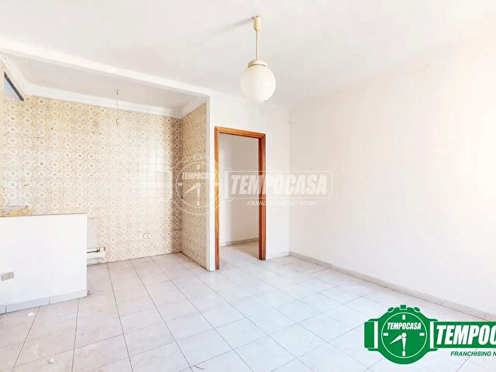 Appartamento trilocale in vendita in Via Po, Valenza