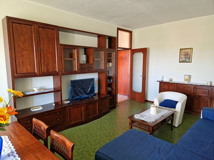 Appartamento bilocale in affitto in Via Guglielmo Marconi, Centro, Sannazzaro de' Burgondi