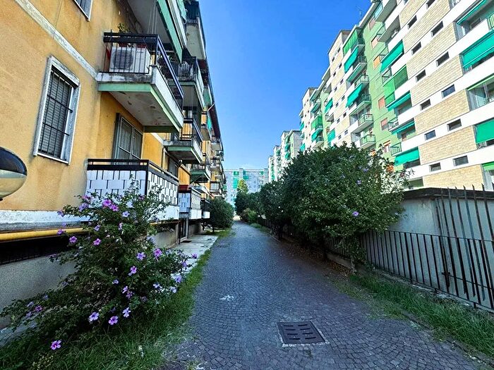 Appartamento trilocale in vendita in Via Niccolò Copernico, Corsico