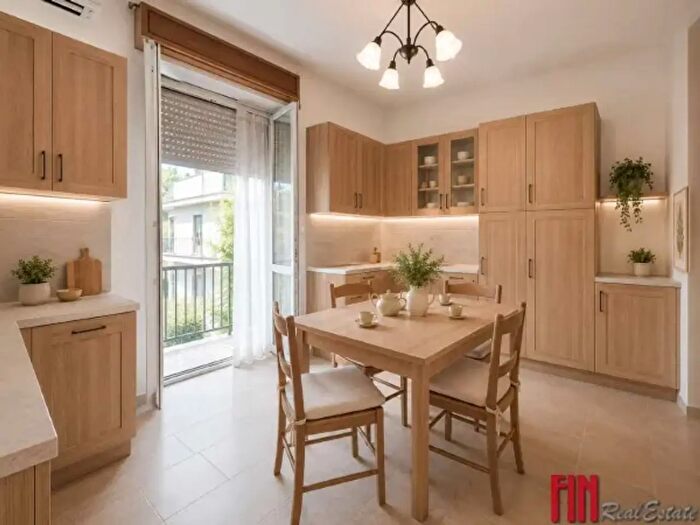 Appartamento trilocale in vendita in Via Borzoli, Genova