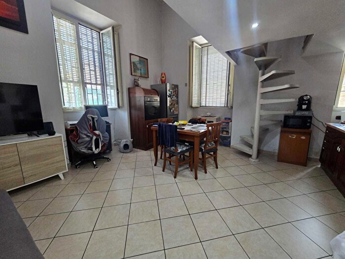 Appartamento bilocale in vendita in Via Cumana, Napoli