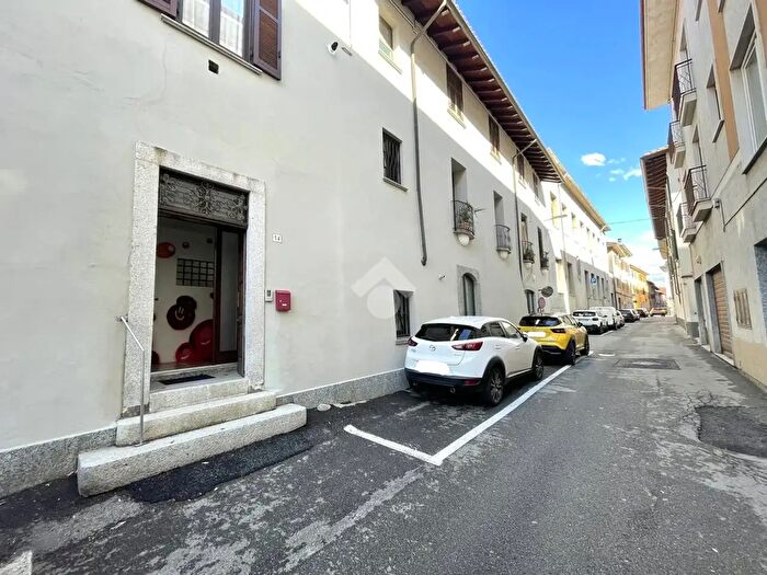 Appartamento bilocale in affitto in Via Stefano Molli, Borgomanero
