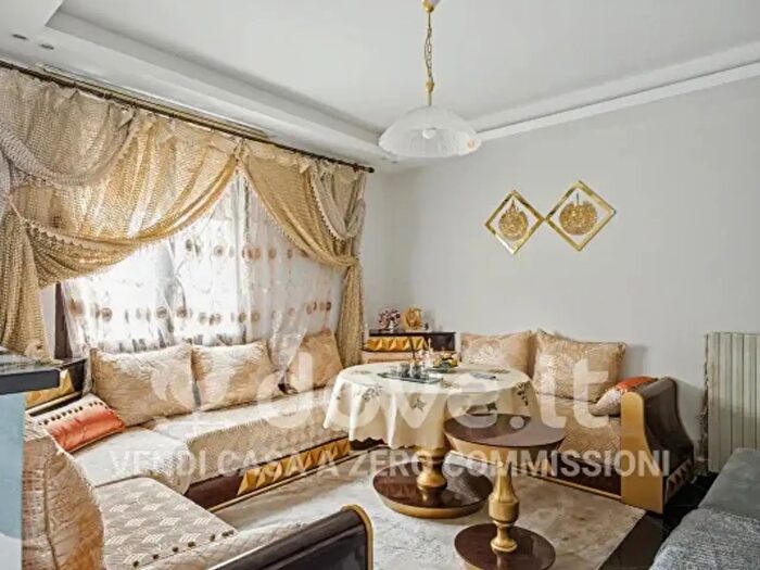 Casa con 5 locali in vendita in Piazza Guglielmo Marconi, Ostiano