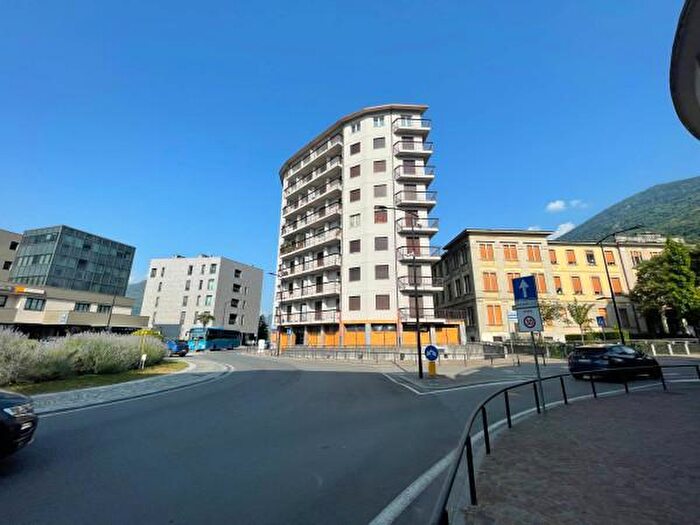 Appartamento quadrilocale in vendita in Viale Stelvio, Morbegno