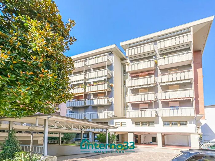 Appartamento con 5 locali in vendita in Sarzana