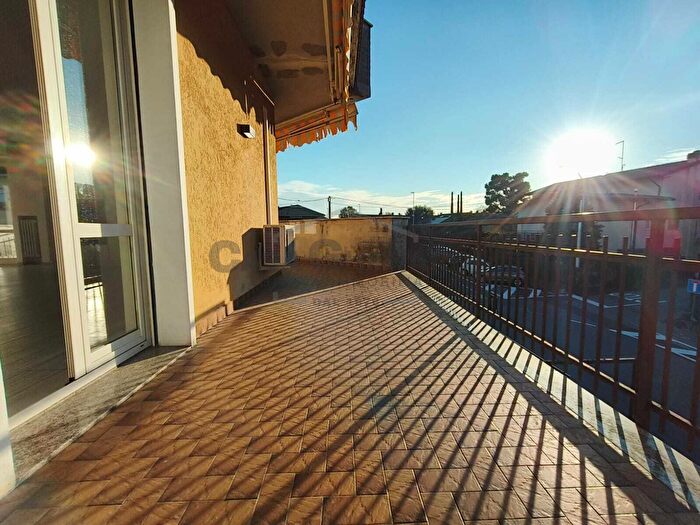 Appartamento trilocale in vendita in Via Giotto, Ponte San Pietro