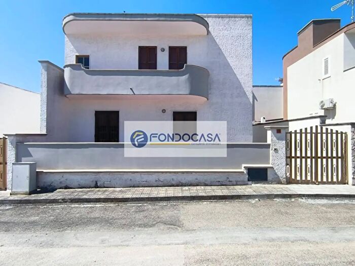 Casa con 5 locali in vendita in Via della Lampreda, Lecce