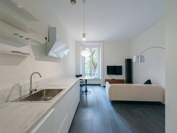 Appartamento bilocale in affitto in Via Plinio, Morgagni, Milano