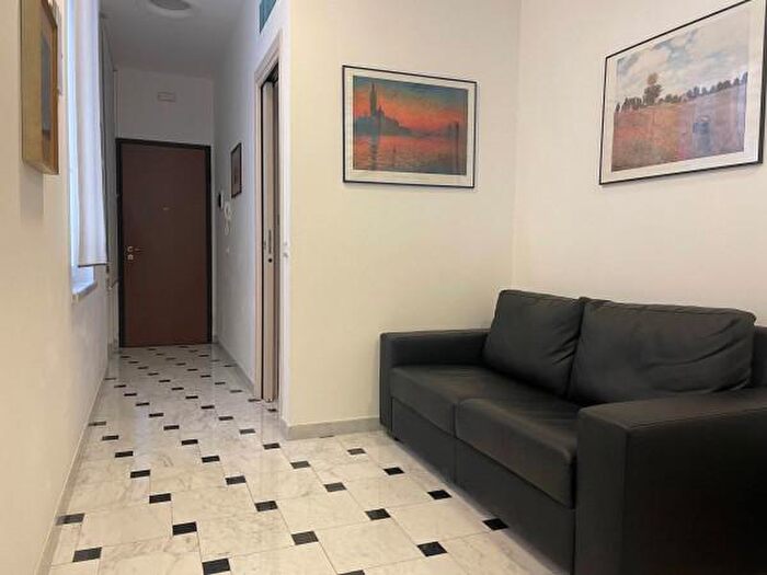 Appartamento con 6 locali in vendita in Via Piandilucco, Genova