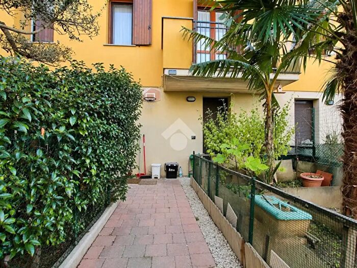 Appartamento trilocale in vendita in Via dei Girasoli, Gatteo