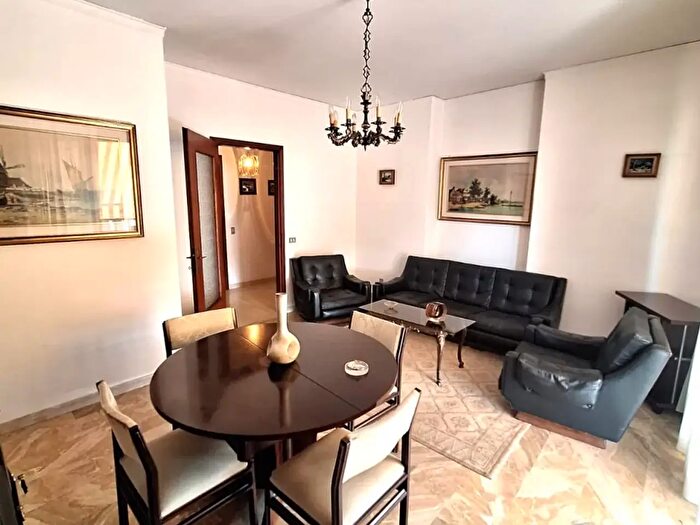 Appartamento quadrilocale in vendita in Via Giosuè Carducci, Stra