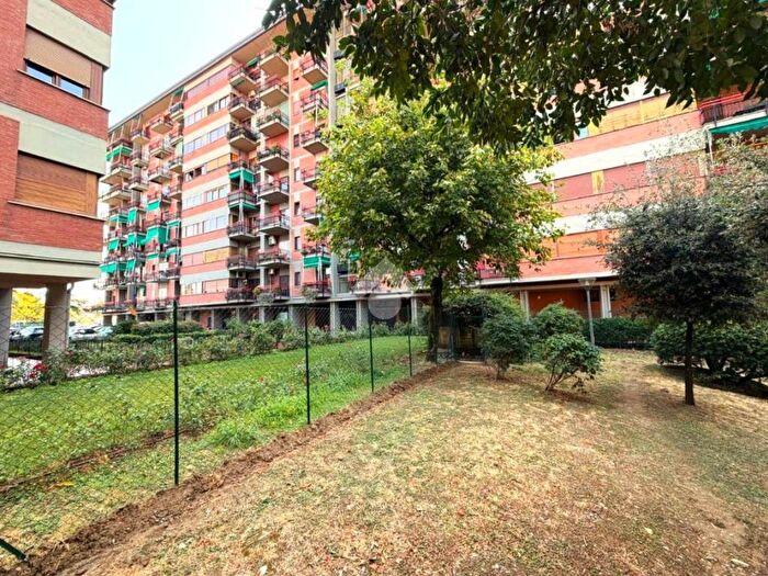 Appartamento con 5 locali in affitto in Viale A Guidoni, Novoli, Firenze