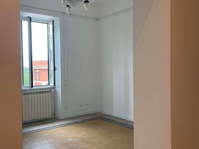 Appartamento trilocale in affitto in Via Monte Tomatico, Città Giardino, Roma