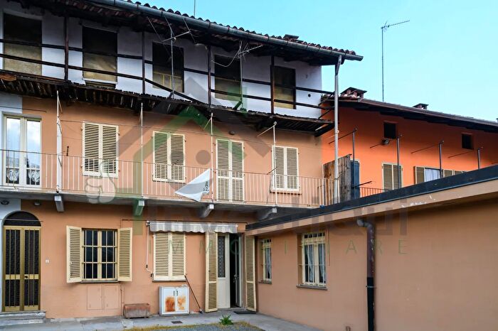 Case in Vendita e in Affitto - 2